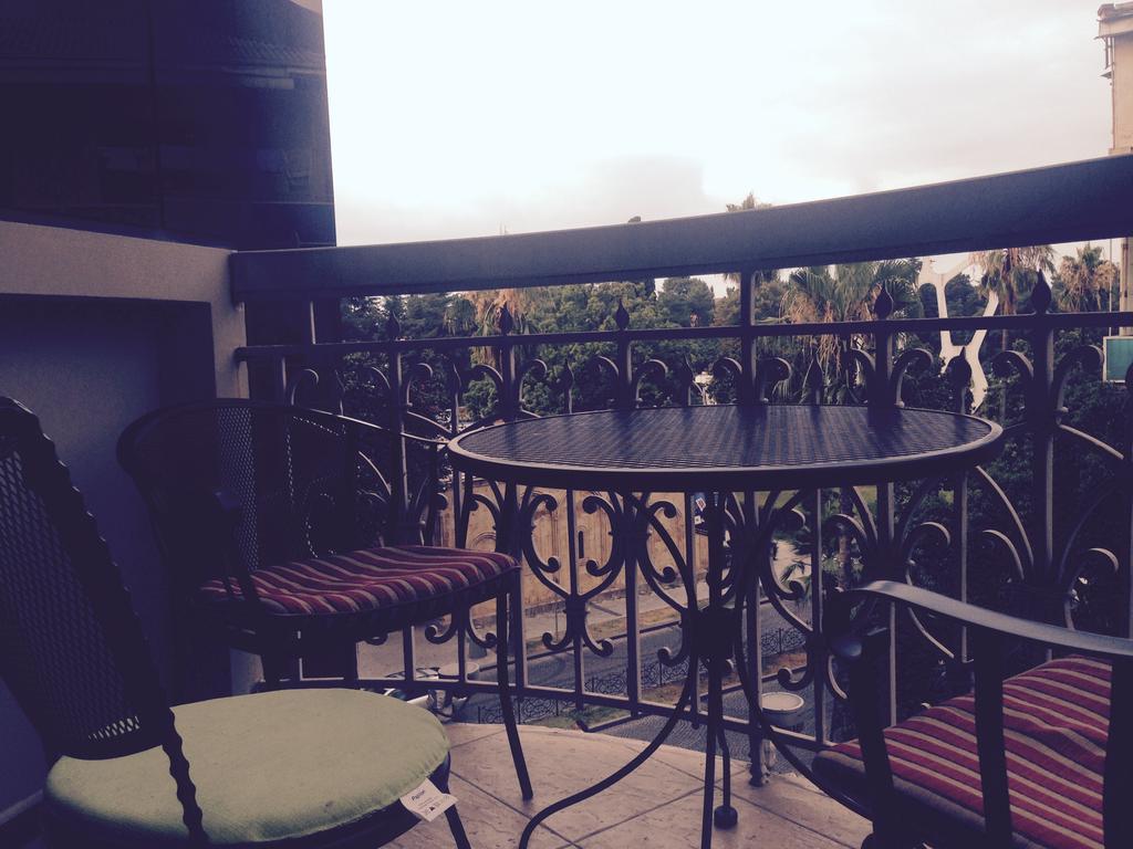 Apartment Sea Avenue Batum Dış mekan fotoğraf